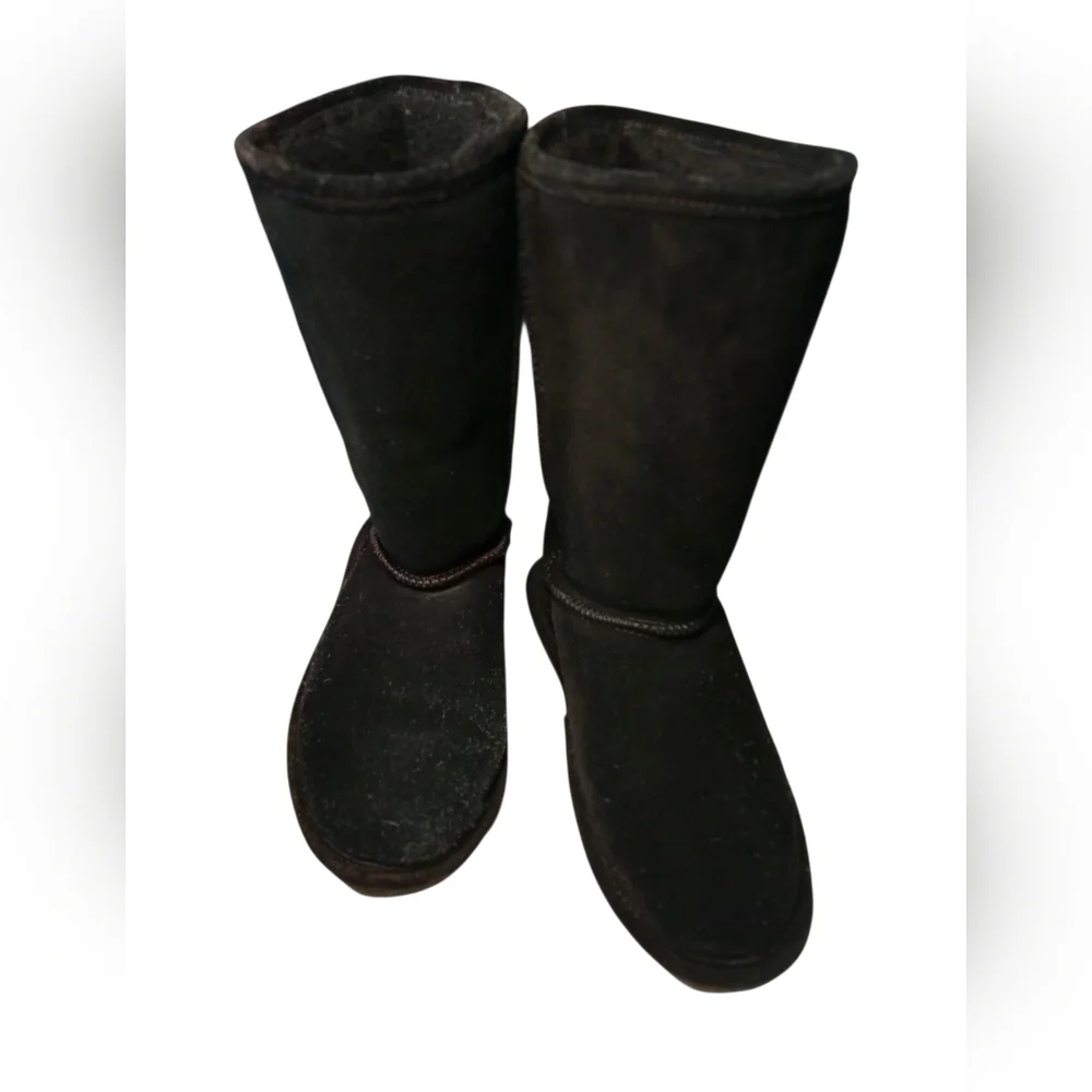 Authentic Bearpaws Emma 10